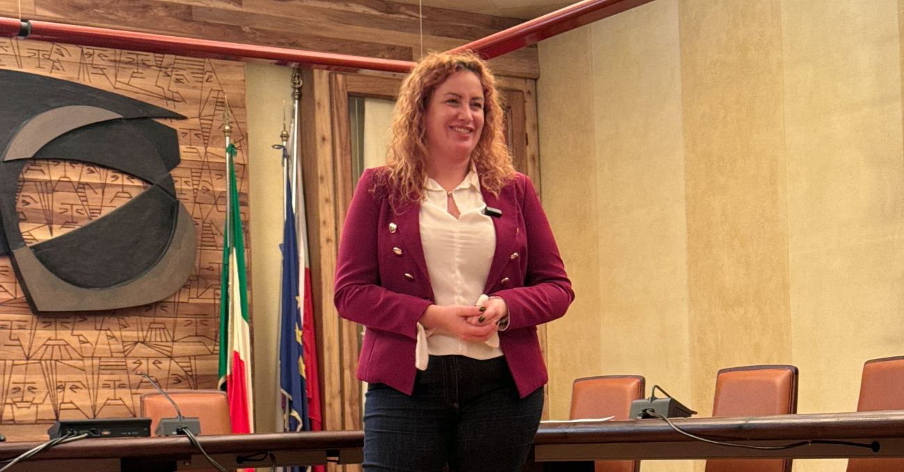 Giada Bonometti, fondatrice di Giada Communication, agenzia di comunicazione a Brescia, durante un evento professionale.